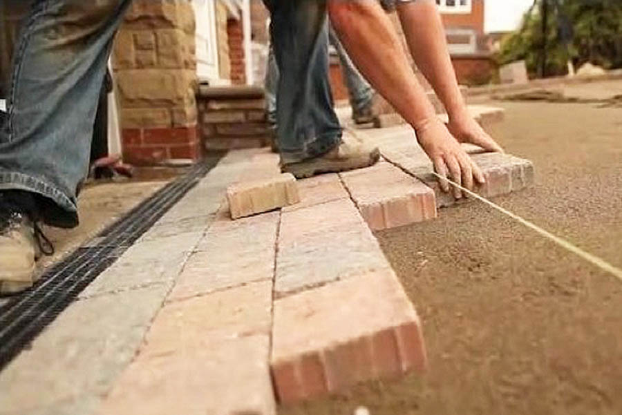 laying patio slabs on sand